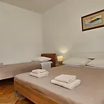 Buncuga Διαμέρισμα